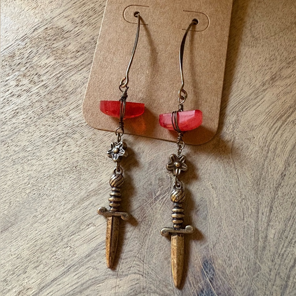 --4💎 for $15-- Gold-tone and Red Dagger Earrings - Picture 3 of 7